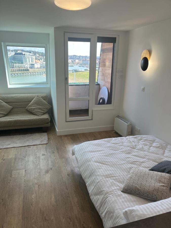 Mon Balcon Face A La Mer - Les Marinas Deauville Kültér fotó